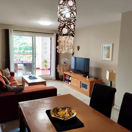 Apartamento Away From Alcaidesa